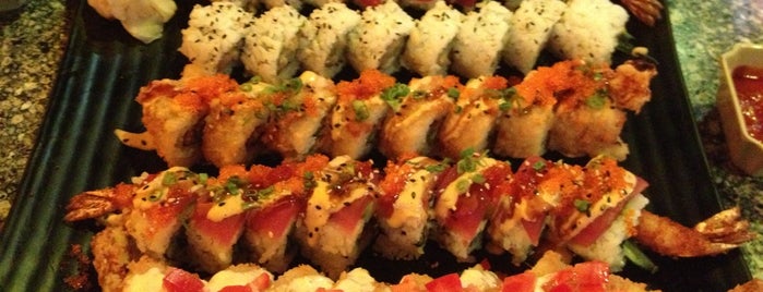 Tokyo Fro's Rockin' Sushi is one of Locais curtidos por Ross.