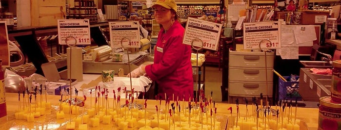 Murray's Cheese Counter is one of NYC Trip To-Do.