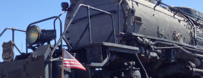 Union Pacific RR Trail Access is one of Trails.