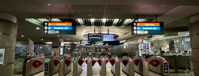 Bayfront MRT Interchange (CE1/DT16) is one of Circle Line Orange.