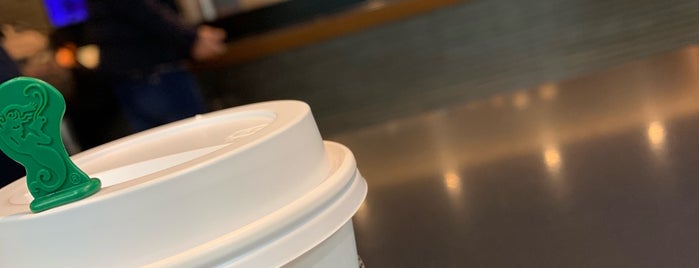 Starbucks is one of 電源のあるカフェ2（電源カフェ）.