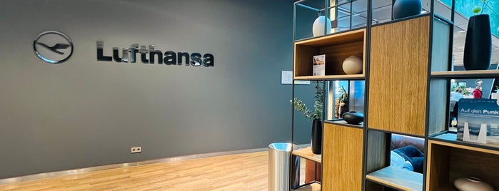 Lufthansa Business Lounge (Schengen) is one of Lufthansa Lounges.