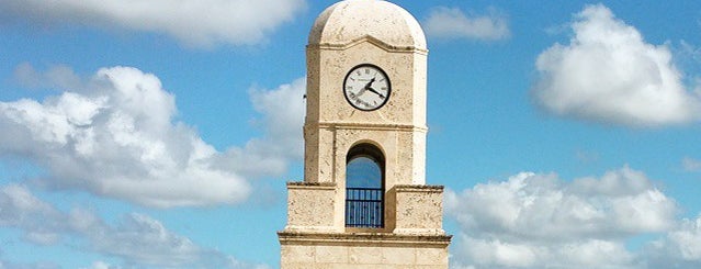 Palm Beach Clock Tower is one of Landmarks.