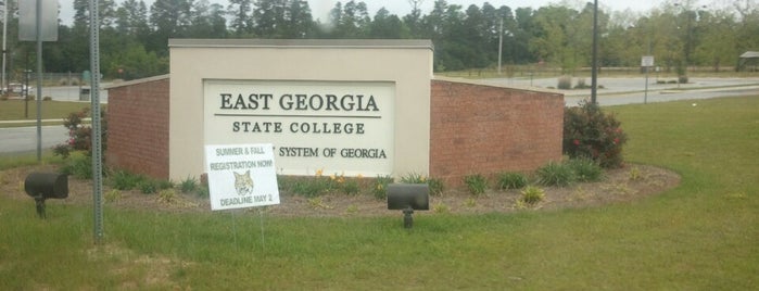 East Georgia State College @ Statesboro is one of Locais curtidos por Jazzy.