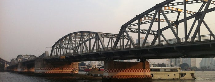 Krung Thep Bridge is one of Posti che sono piaciuti a PaePae.