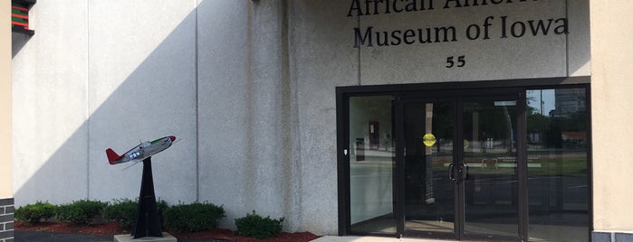 African American Museum is one of Tempat yang Disimpan Jeiran.