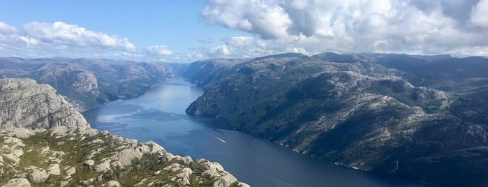 Preikestolen is one of Krzysztofさんのお気に入りスポット.