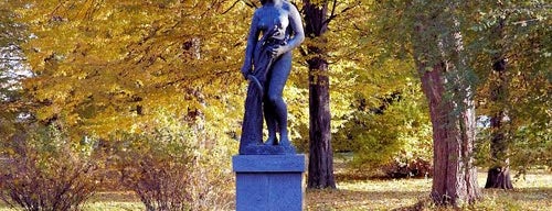 Socha ženy is one of Podzámecká zahrada.