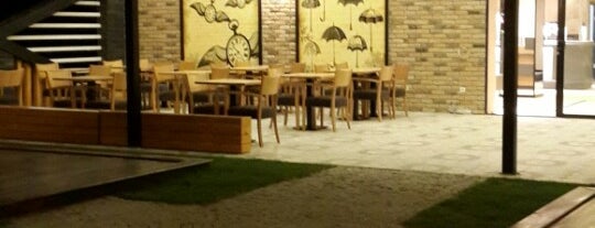 HUBB Lounge & Garden is one of 'Özlem 님이 좋아한 장소.