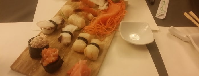 moshi moshi sushi is one of Probar - Sabores.