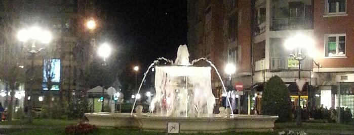 Plaza Campuzano is one of Lugares favoritos de Jon Ander.