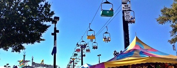 South Carolina State Fair is one of สถานที่ที่ Timothy ถูกใจ.