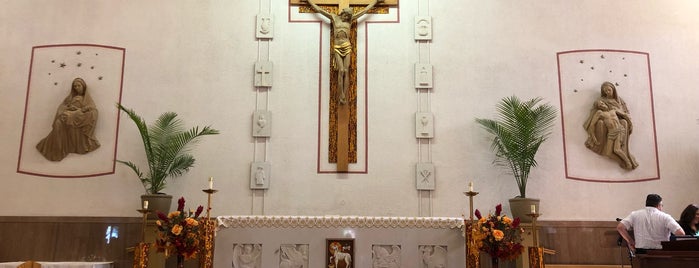 Saint Therese Catholic Church is one of Tempat yang Disukai Fabian.