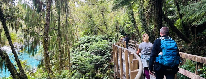 Hokitika Gorge is one of New Zealand.