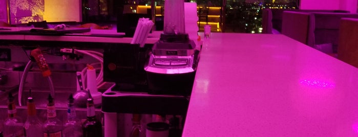 Oo Bar & Rooftop Lounge is one of #Rooftop #Ambiance.