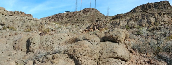 Radio Towers in Black Mountains is one of las vegas.