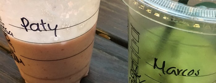 Starbucks is one of สถานที่ที่ Eduardo ถูกใจ.