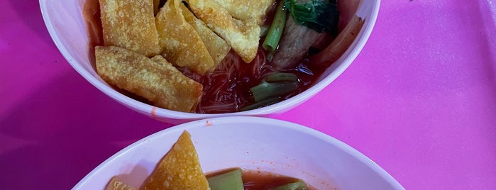 เย็นตาโฟป้าฟัก (แมงกะพรุนทะเล) is one of เชียงใหม่_5_noodle.