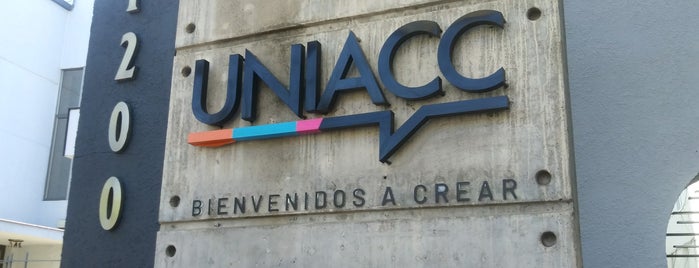 UNIACC is one of los mas topisimisimos.