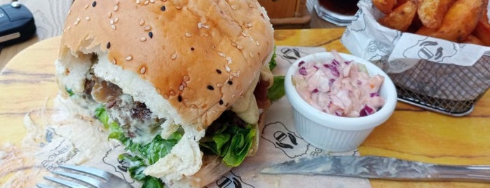 Bombo Burger is one of La Serena.