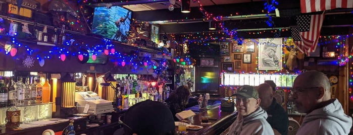 Snicks Sportsman Bar is one of East Side Bars To Visit.