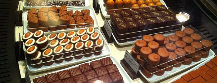 Läderach chocolatier suisse is one of Seoul.