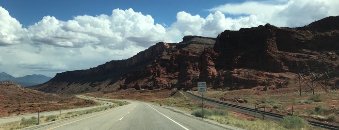 Moab Giants is one of Tempat yang Disimpan Ahmad🌵.