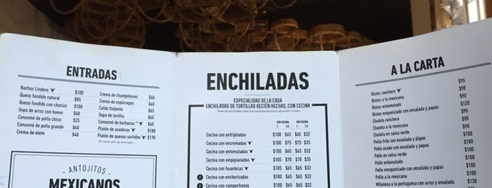 El Lindero is one of Lugares favoritos de Foodie.
