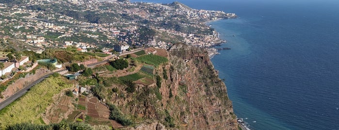 Cabo Girão is one of Orte, die MENU gefallen.