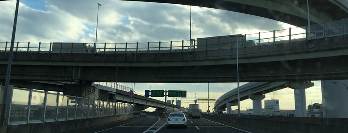 高石出入口 is one of 高速道路 (西日本).