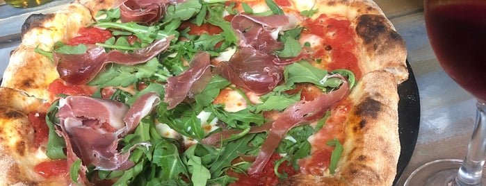 San Giorgio Pizzeria is one of Locais salvos de Oscar.