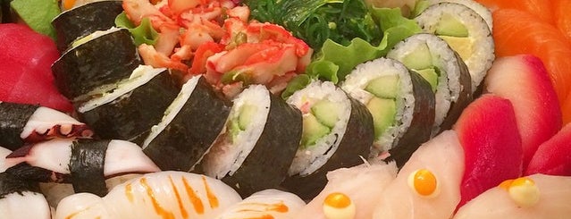 Okonomi Sushi Bar is one of Locais curtidos por Henrik.