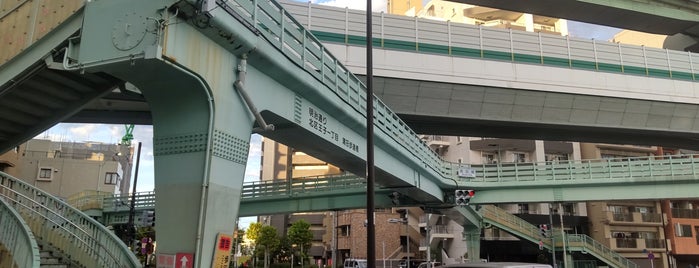 溝田橋 is one of 橋/陸橋.