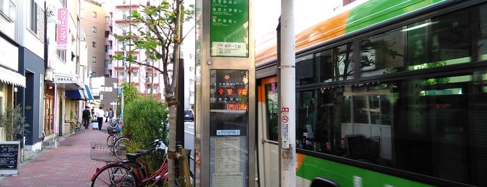 本所一丁目バス停 is one of 都営バス 草24.