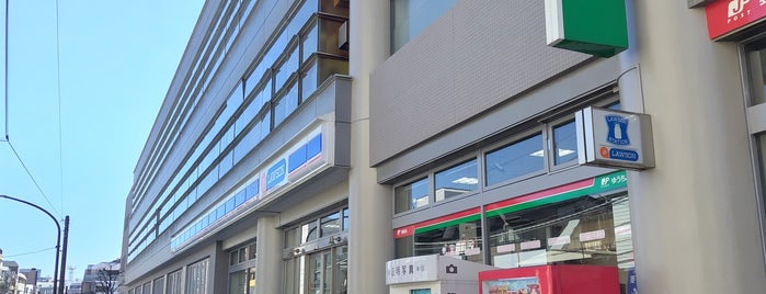 ローソン JPローソン代々木局店 is one of 渋谷、新宿コンビニ.