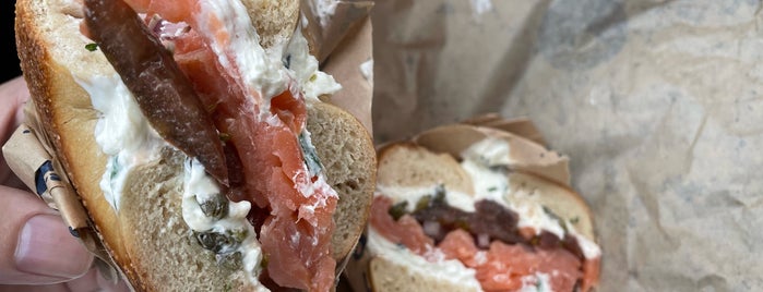 Boichik Bagels is one of Lugares favoritos de cnelson.