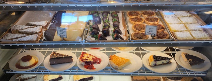 Davenport Bakery & Cafe is one of Cities to Visit.
