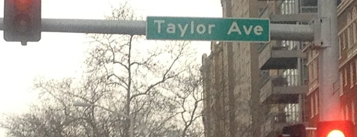 Taylor Avenue is one of Lugares favoritos de Gina.