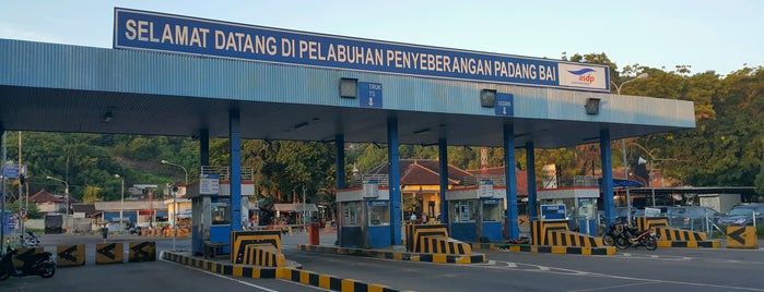 Pelabuhan Padang Bai is one of trip to sape.