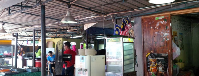 Kengkawan Cafe is one of Makan @ KL #2.