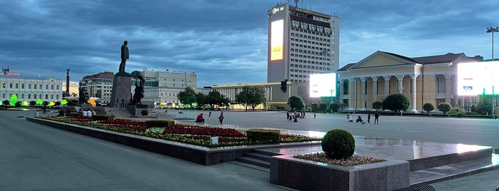 Площадь Ленина is one of Ставрополь и окрестности, близкие и дальние..