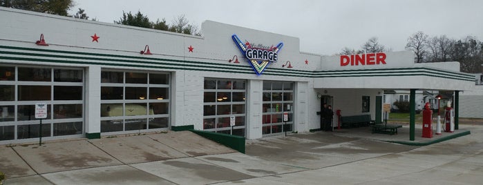 The Classic Garage is one of Corey : понравившиеся места.