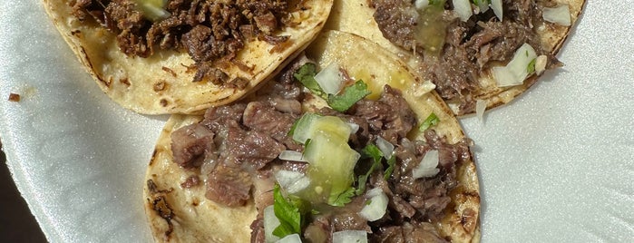 Tacos el toro (al vapor) is one of Tacos.