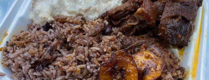 Tracys is one of The 11 Best Caribbean Restaurants in Los Angeles.