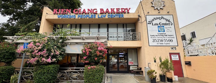 Kien Giang Bakery is one of LA cafe/sandwich/lunch.