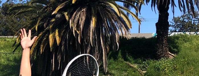 Echo Park Tennis Courts is one of Tempat yang Disukai JRA.