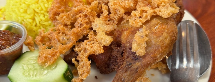 Merry's House of Chicken is one of LA Weekly 10 Best Fried Chicken Joints.