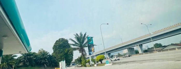 Petronas Batu 9 is one of Fuel/Gas Station,MY #7.