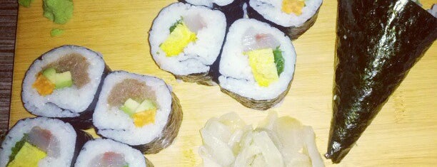 Sui Sushi Bar is one of Food to Try!.