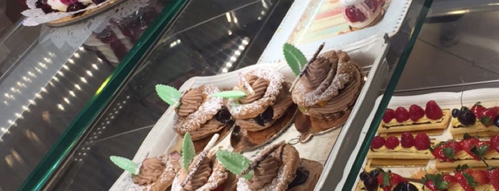Eclair is one of Bakery.